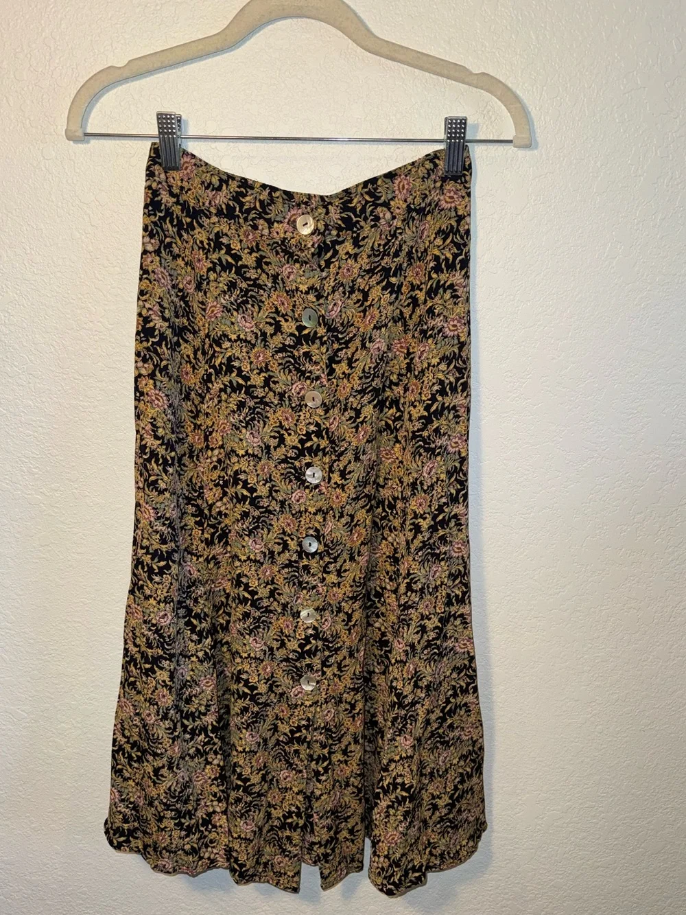 PRIVE NY Vintage ILGWU Floral Print Button Down Black Tan Midi Skirt Size 0/2